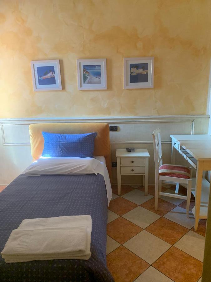 Hotel Due Colonne San Bonifacio Bagian luar foto