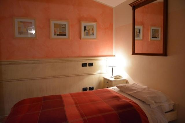 Hotel Due Colonne San Bonifacio Ruang foto